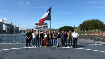 Photo devant le drapeau Normandie